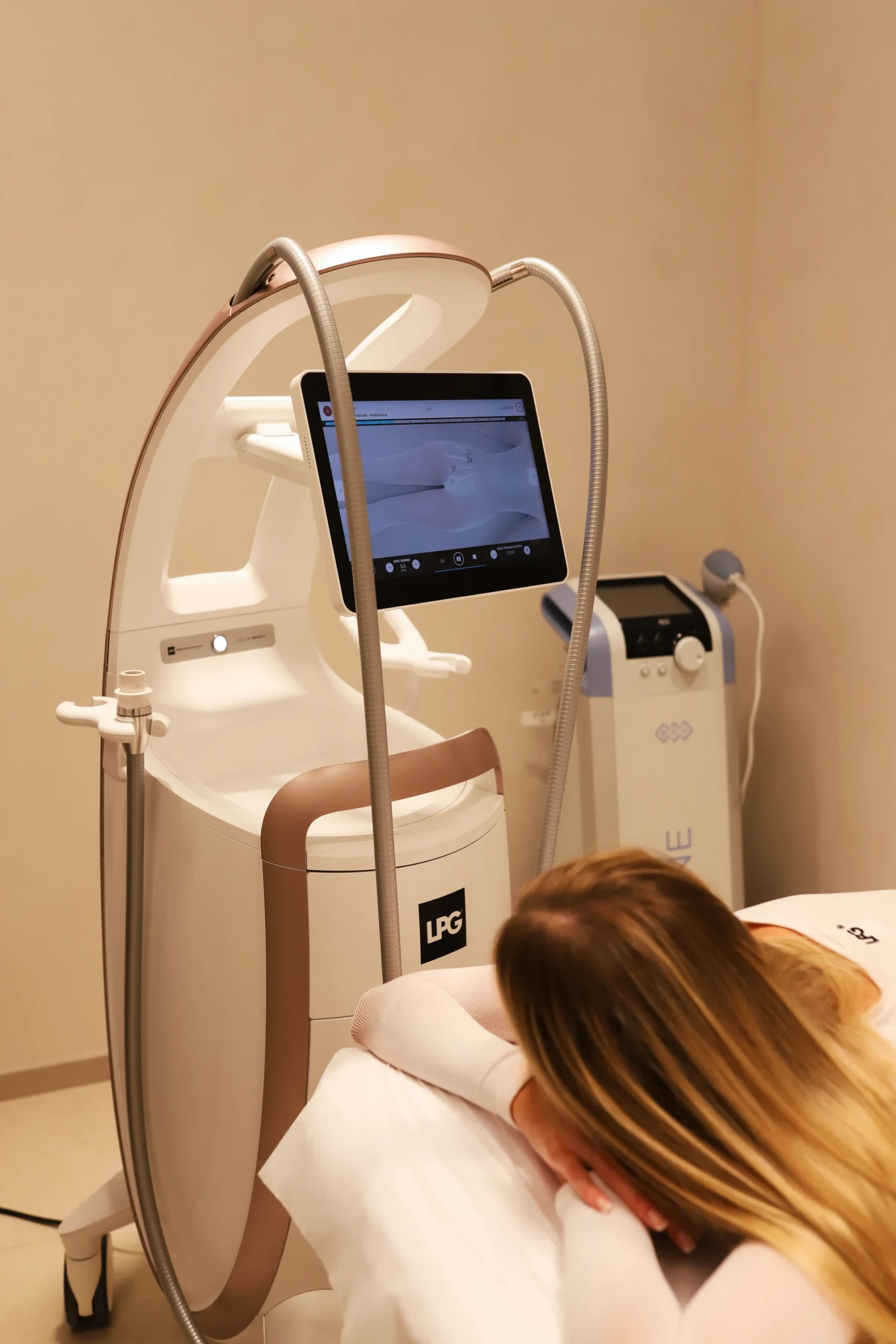 Laser tulowy Lavieen